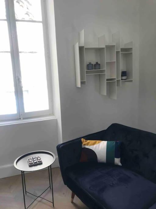 Grand Appartement En Maison De Ville Valréas Esterno foto