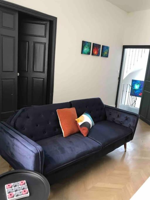 Grand Appartement En Maison De Ville Valréas Esterno foto